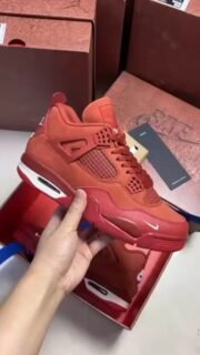 Best plug. Best price. No cap 🧢
📦 All sizes available on request (pre-order)
📩 DM to secure your pair
🌍 Ships worldwide
#sneakerplug #trustedplug #dmforprice #foryou #kicksdaily #sneakercheck