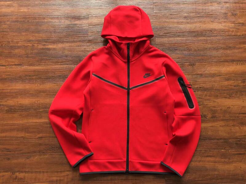 Nike Tech Fleece Red – Image 4