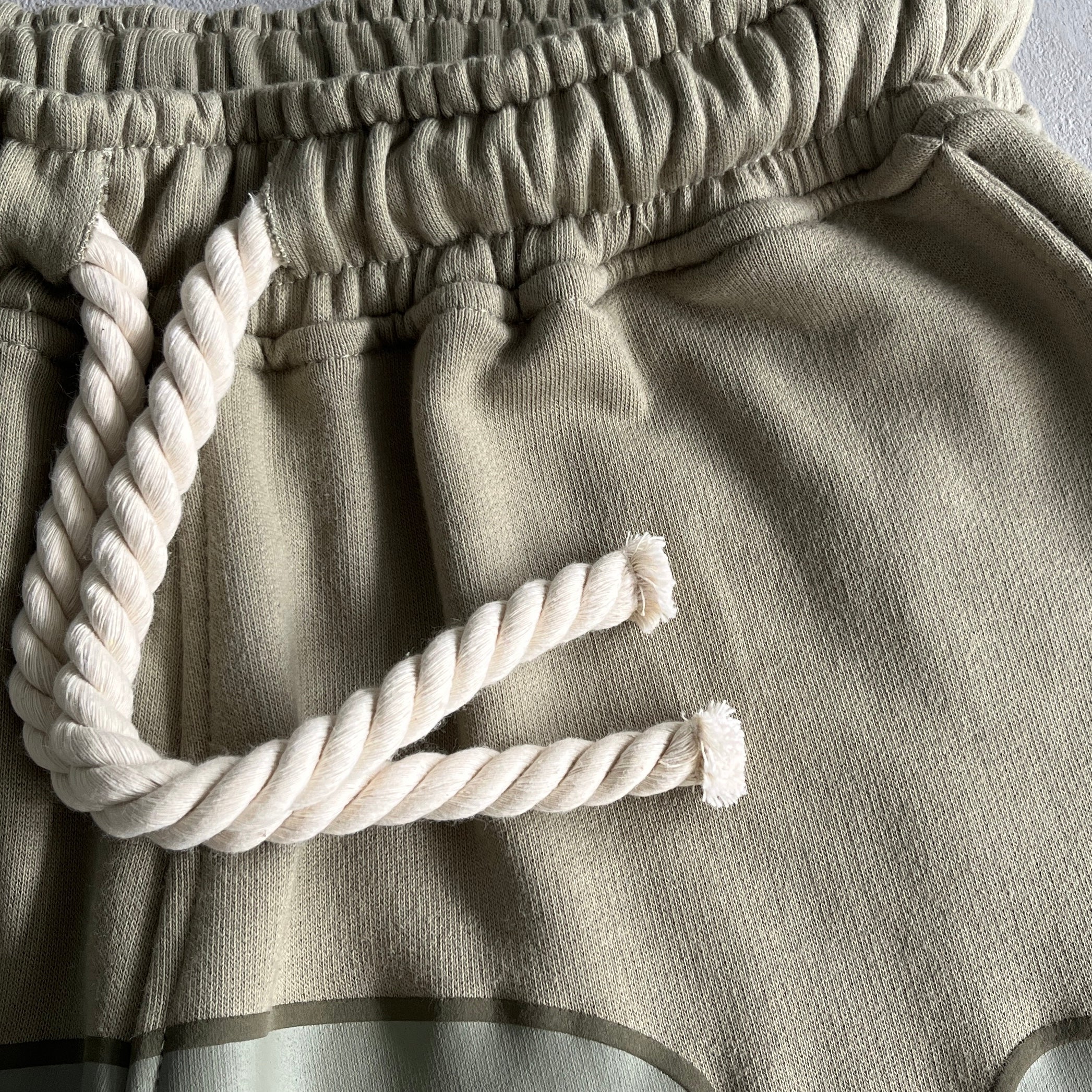 SYNA World Summet Set Moss Green – Image 2