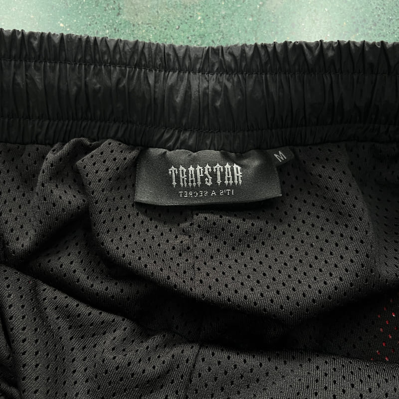 Trapstar Irongate 2.0 Shellsuit Red Black Set – Image 5