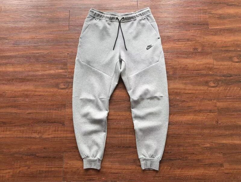 Nike Tech Fleece Light Grey
