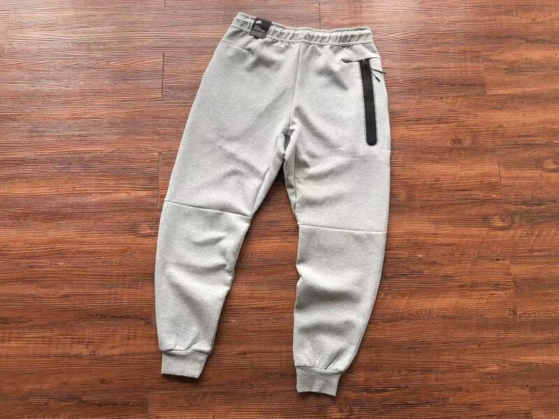 Nike Tech Fleece Light Grey – Image 2