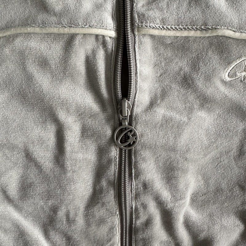 Corteiz Grey Velour AMG Set – Image 2