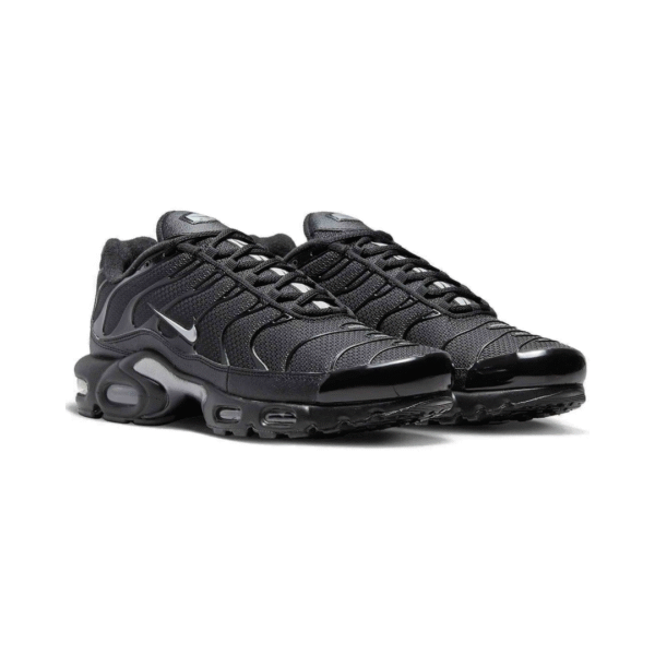 Air Max TN Plus "Mini Swoosh - Black Metallic Silver"