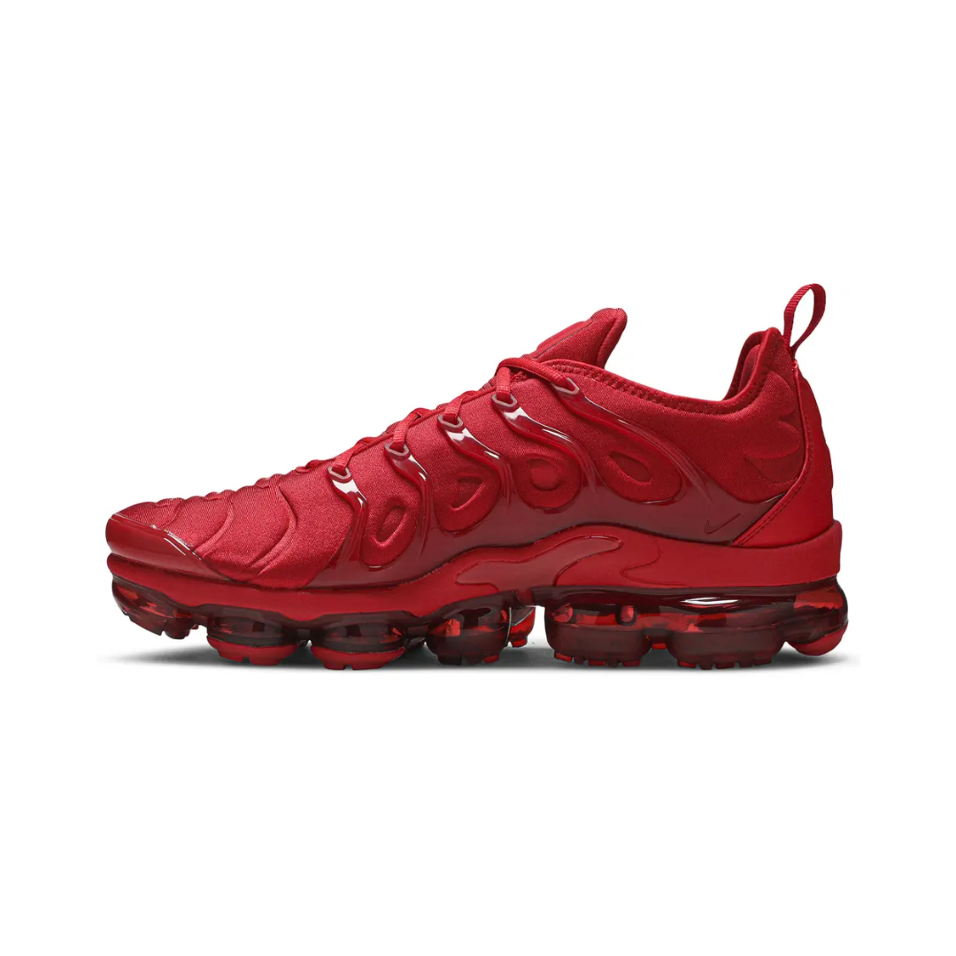 Vapormax Plus "Triple Red" – Image 4
