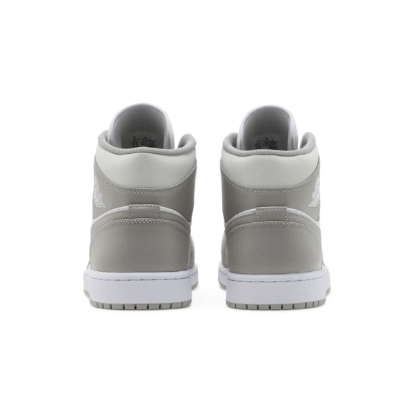 Air Jordan 1 Mid "College Grey"
