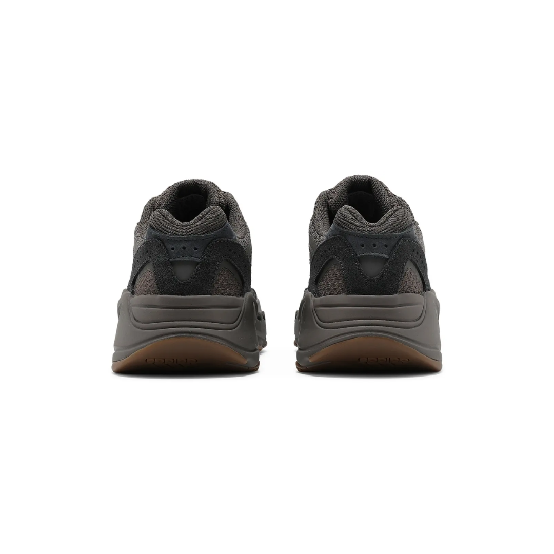 Yeezy Boost 700 V2 "Mauve" – Image 2