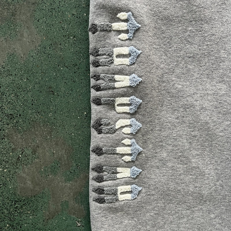 Trapstar Chenille Decoded 2.0 Grey/Ice Blue Set – Image 2