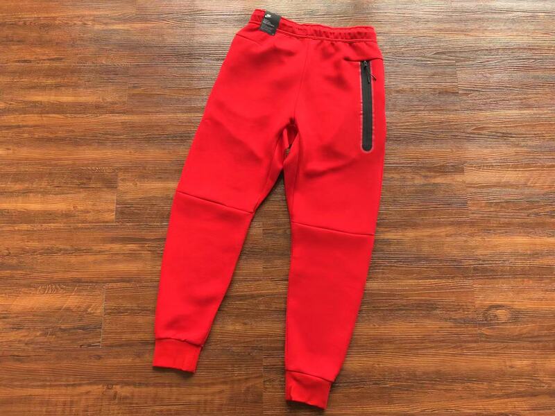 Nike Tech Fleece Red – Image 2