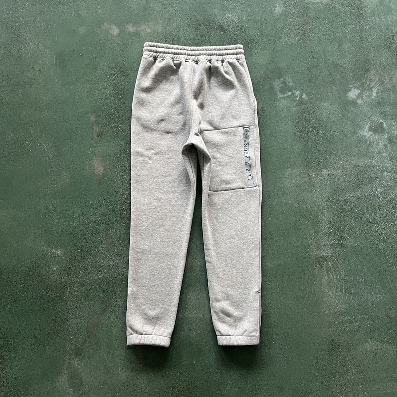 Trapstar Chenille Decoded 2.0 Grey/Ice Blue Set – Image 6