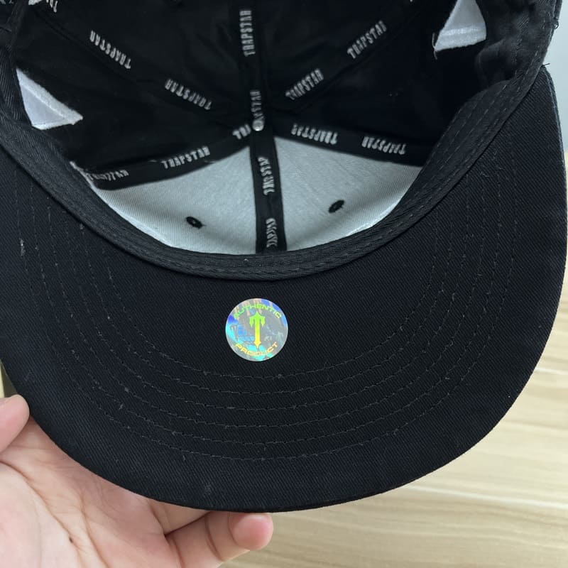 Trapstar Script Fitted Cap – Image 3